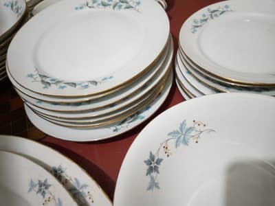 Vintage Fine Porcelain Dinner Set 40 Pieces (1970s) Dadabhouy Imported