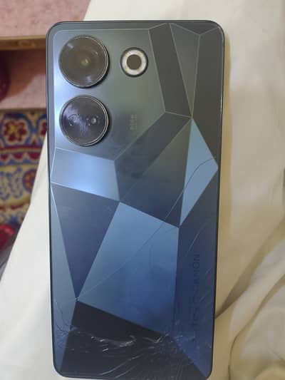 Tecno CAMON 20