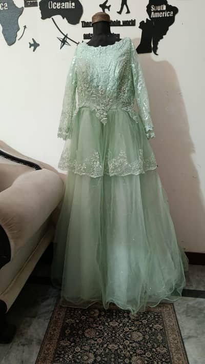 2 Maxi  sky bllue and pistachio color . . . .