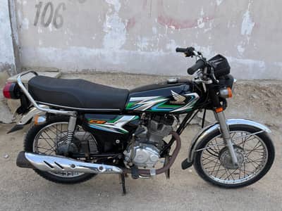 Honda CG125  . perfect genuine bike