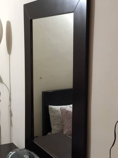 INTERWOOD QUEEN SIZE BED SET