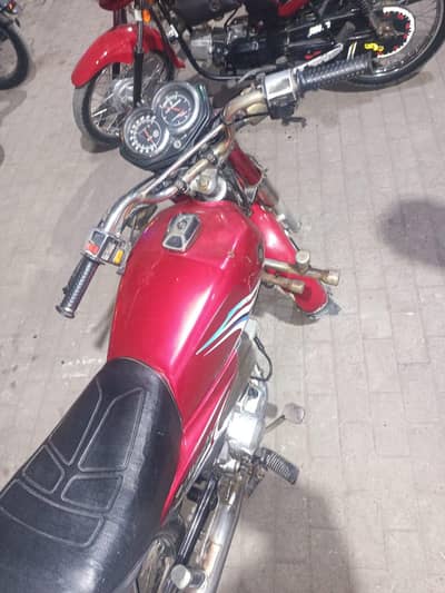 Yamaha janoon 2100 model 2013