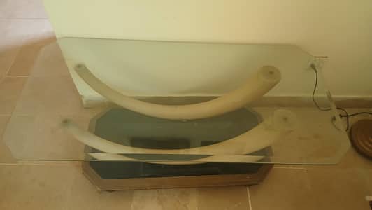 drawing room center table