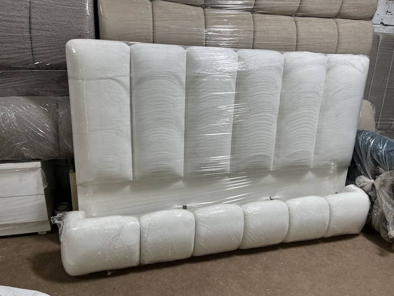 Bubble bed/king bed/bed/bed set/poshish bed/cousin bed/ 3