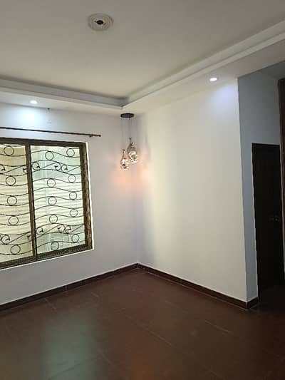 FOR RENT DOUBLE STORY 10 MARLA HOUSE FULL HOUSE MARBLE TILL FLOOR TOP LOCATION NEAR GONDAL CHOWK COLLEGE ROAD TOWNSHIP LAHORE RENT 150,000
