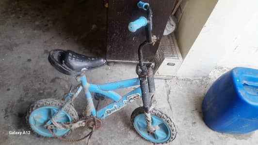 kids cycle in blue color for sale
