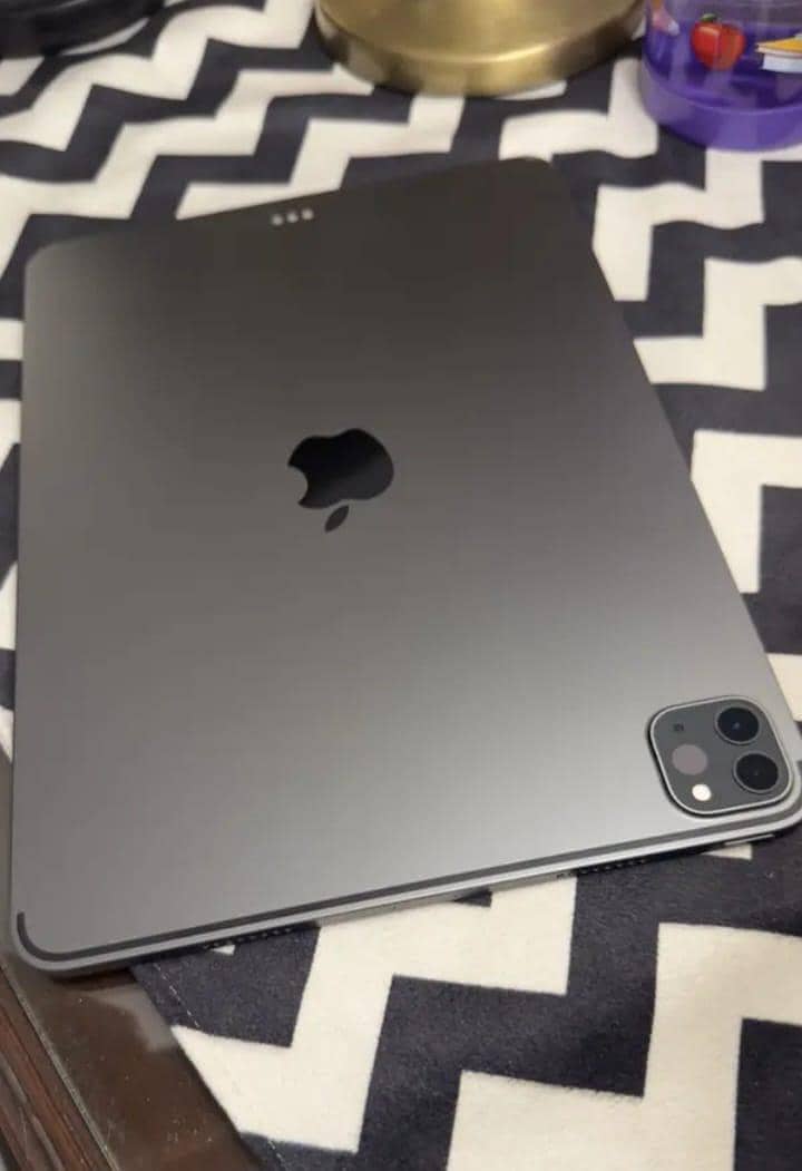 Apple iPad pro M1 chip 0