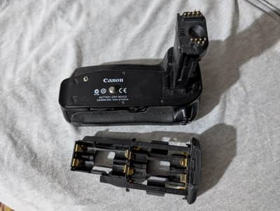 Canon EOS 6D Battery Grip BG-E13 for