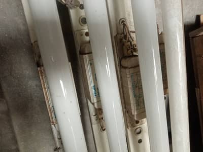 Philips Tube lights four (04) Nos. functional