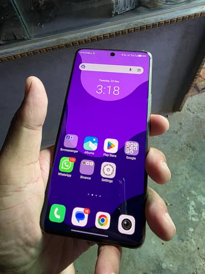vivo v60 256gb gold colur only 20 days used