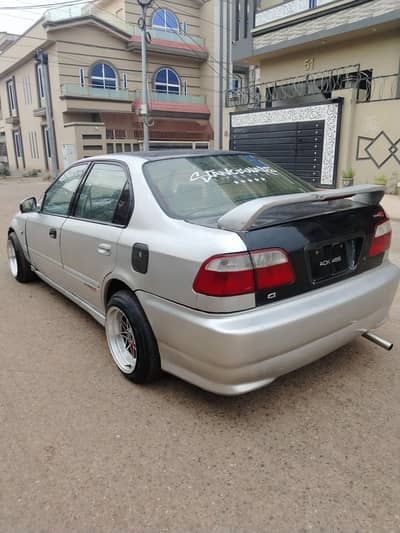 Honda civic 2000 madaLsindh regsiter