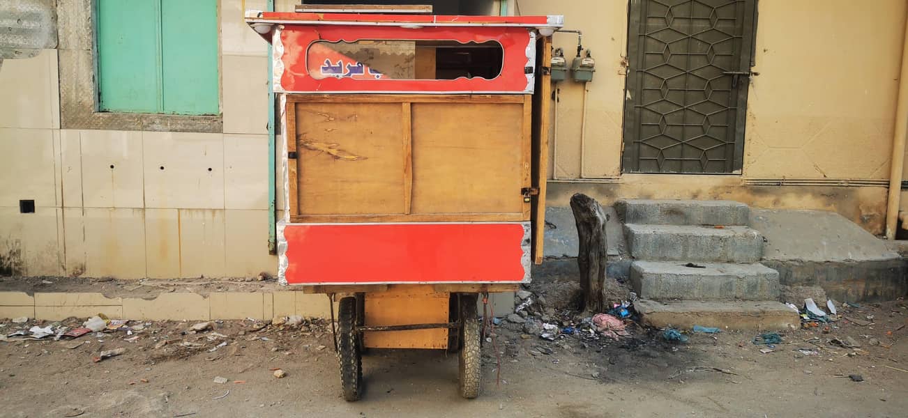 CABIN 10 BY 9 CONDITION 2