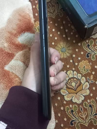 infinix hot 9 play for sale in very excellent condition with box