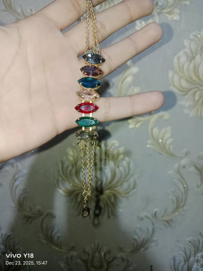 bracelet 0