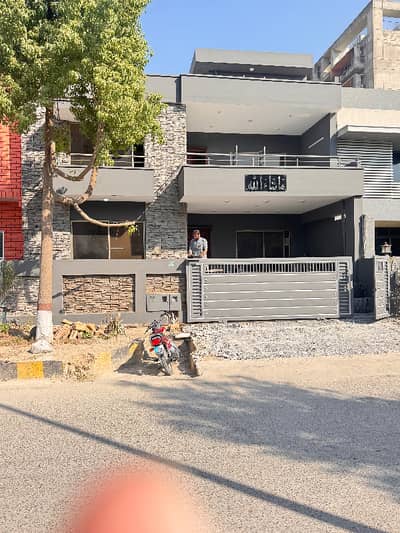 For Sale 12 Marla House (E-11 Multi one)