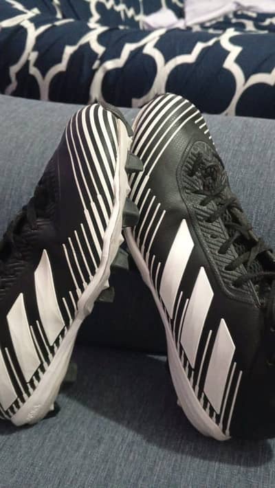 adidas gripper shoes