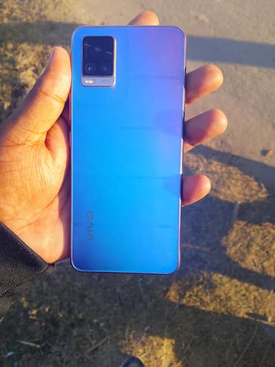 vivo v20e with original box and charger contact number 03461857905