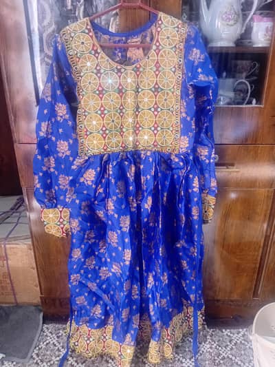 black golden and black and gray