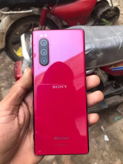 Sony Xperia 5