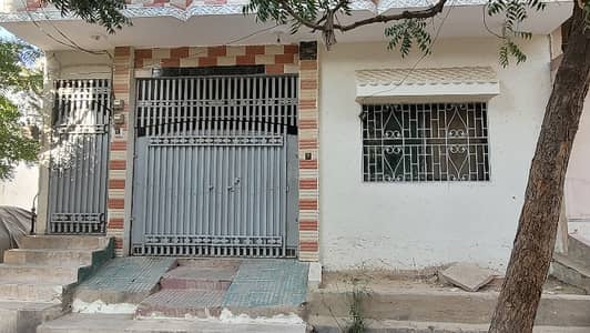 120 Sq Yrd Ground Floor Available In Sector R2 In Gulshan E Maymar Prime Location