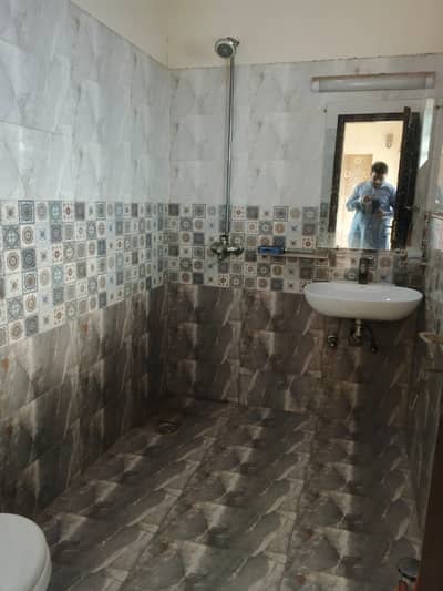 5 mrla house available for rent sector D bahria town Lahore