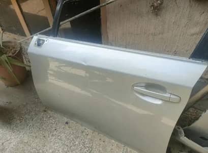 Toyota Prius Door silver color