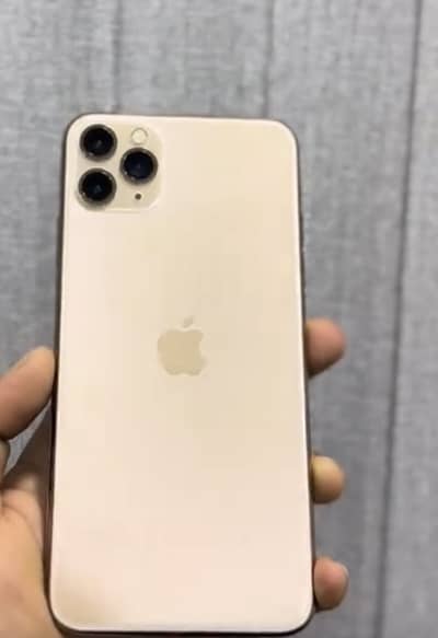 iPhone 11 Pro Max PTA Golden 512gb 87 health 10/10