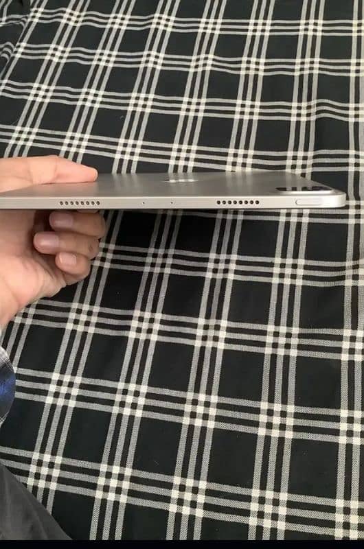 Apple iPad Pro M2 1