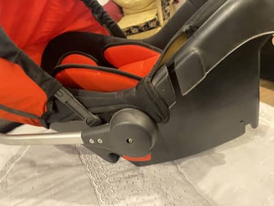Infant car seat