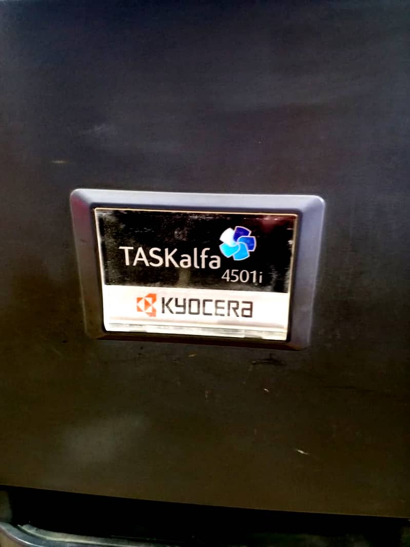 TASKALFA KYOCERA MACHIN 4501i 3