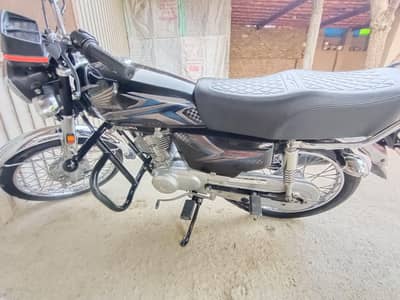 selling Honda 2025 125 applied open letter