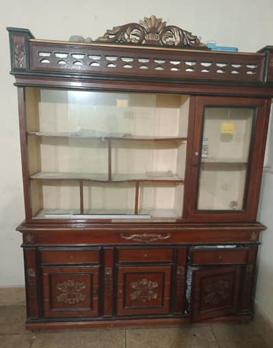 used showcase and dressing