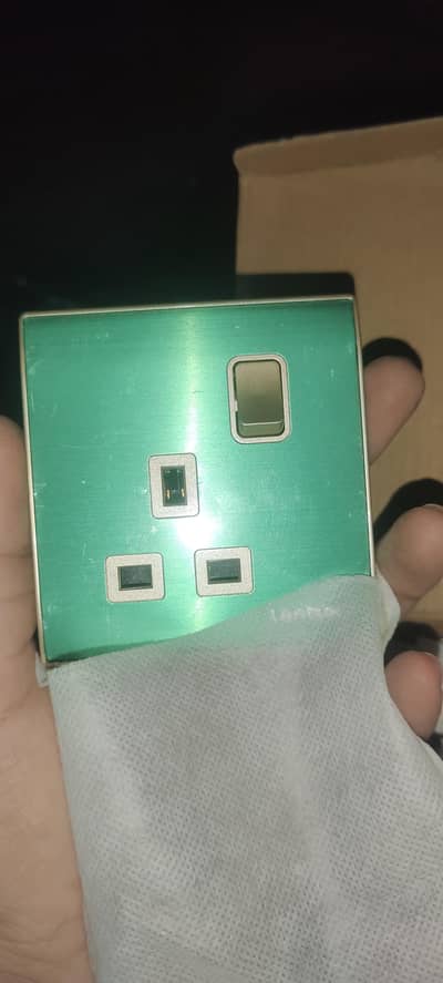 Electric Sheets Deeby box and wires