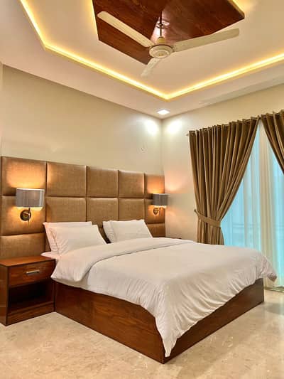 Per day one bedroom available in e-11 Islamabad