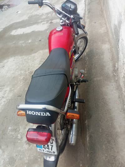 United 21/22 model hn  Contact 03157337071