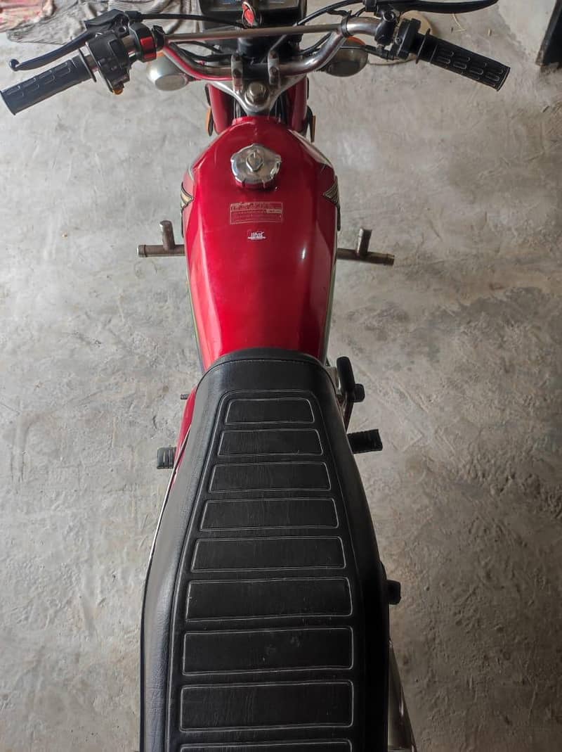 Honda CG125  2017 Model 1