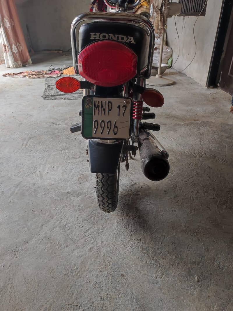 Honda CG125  2017 Model 2