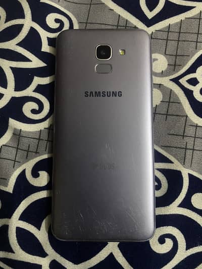 Samsung Mobile J6