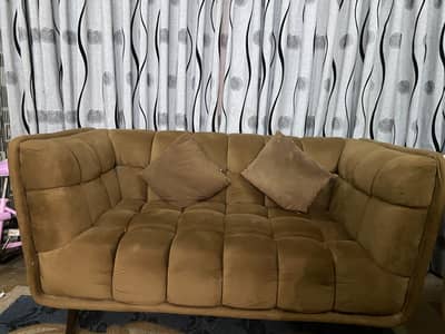 Cozy Sofa – Almost New