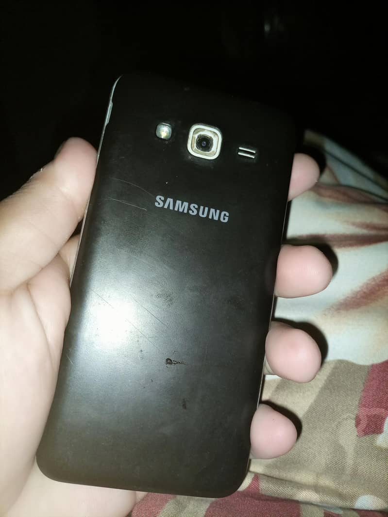 Samsung J3 8GB memory. 3