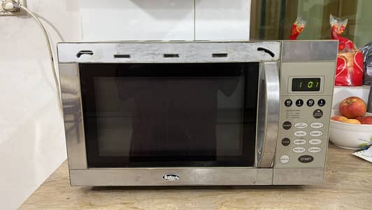 Sabro Microwave oven