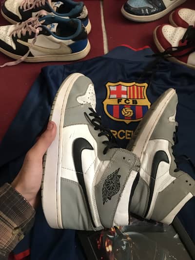 Nike Air Jordan 1 Mid Light Smoke