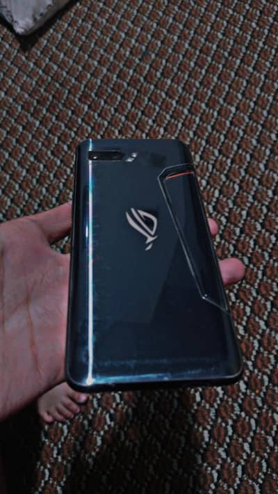 ROG PHONE 2