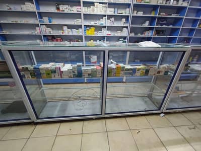 showcases and shelf's