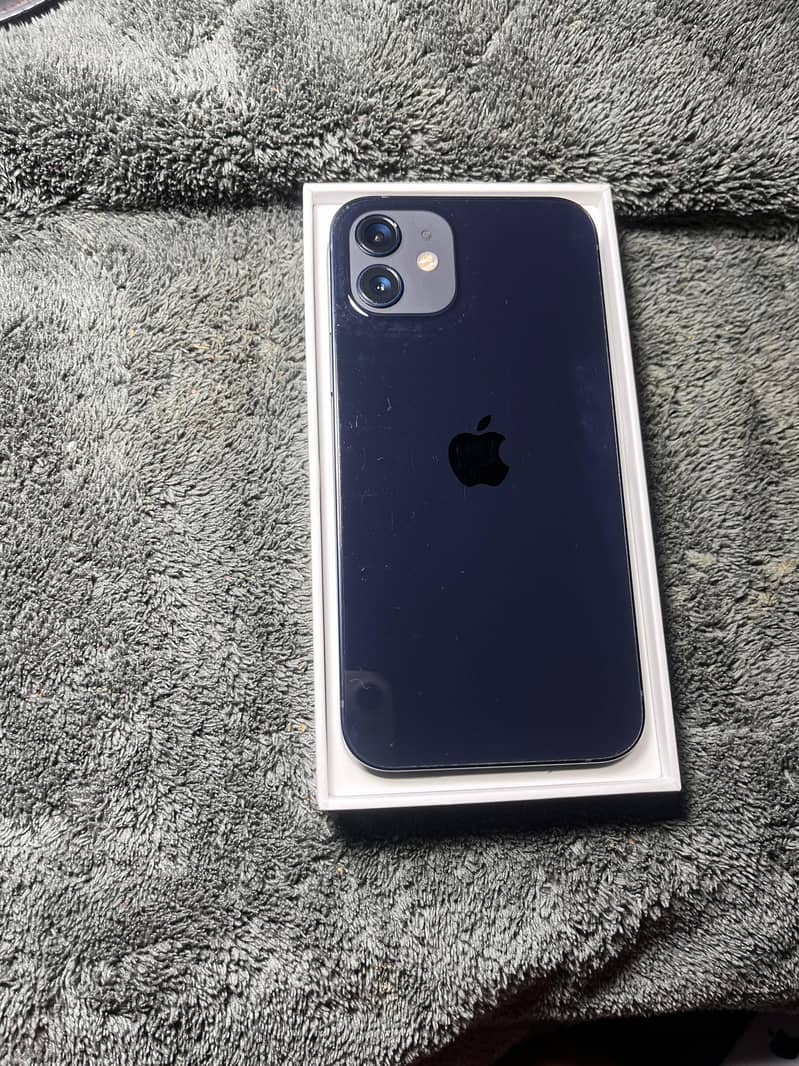 iPhone 12 128gb with box 3