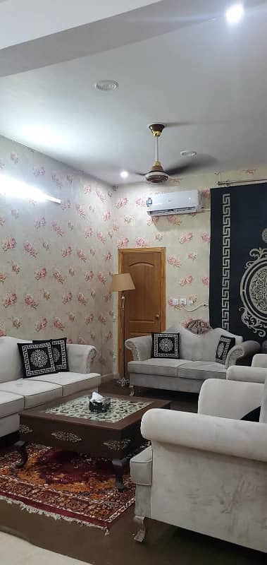 Ghouri town pH 5 First floor water electrity Available