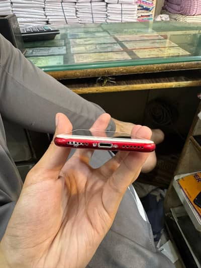 iPhone 7Pta approved storage 128gb battery 100