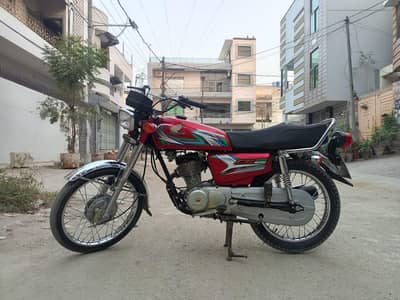 Honda CG-125 2023