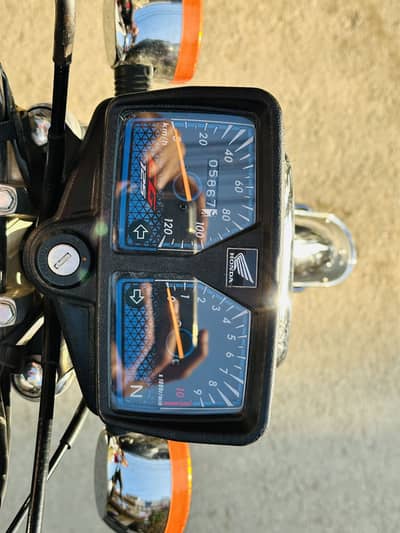 Cleanest Special Edition 125 in Lahore.