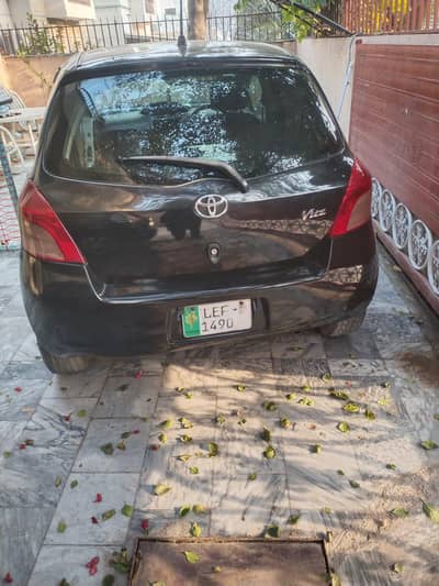 Toyota vitz 2005 model